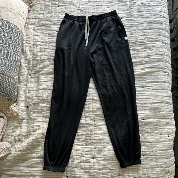 Vuori boyfriend jogger size M - Picture 2 of 3